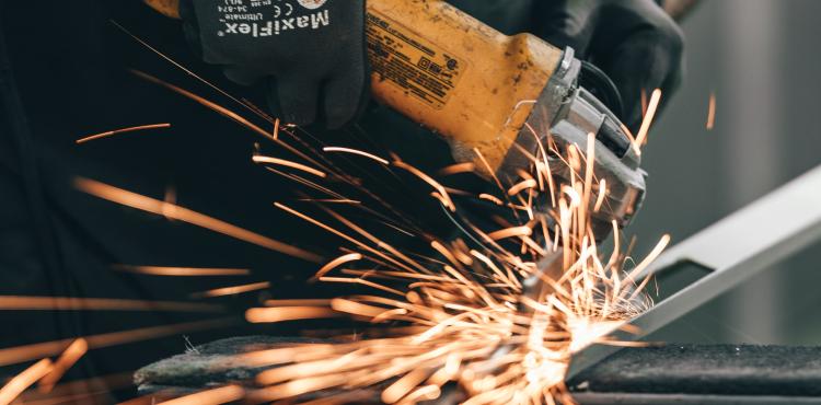 Photo by <a href="https://unsplash.com/@spencerdavis?utm_source=unsplash&utm_medium=referral&utm_content=creditCopyText">Spencer Davis</a> on <a href="https://unsplash.com/s/photos/worker?utm_source=unsplash&utm_medium=referral&utm_content=creditCopyText">Unsplash</a> Artigiani